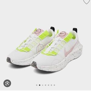 Nike Crater Impact White Pink Womens Size 7.5 shoe